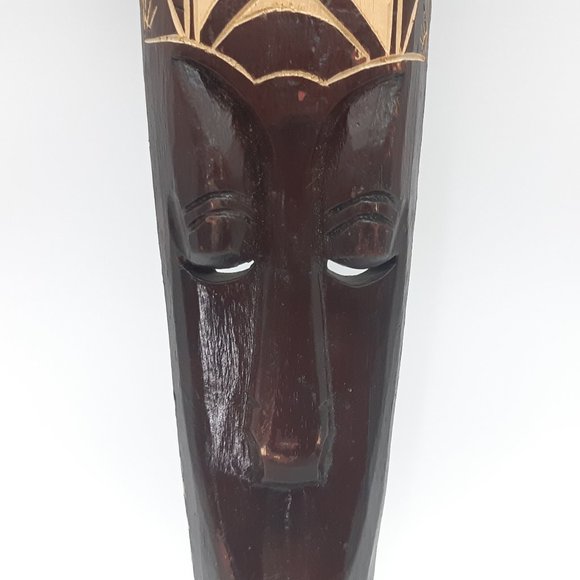 Indonesian Wall Mask With Carving - Picture 10 of 11
